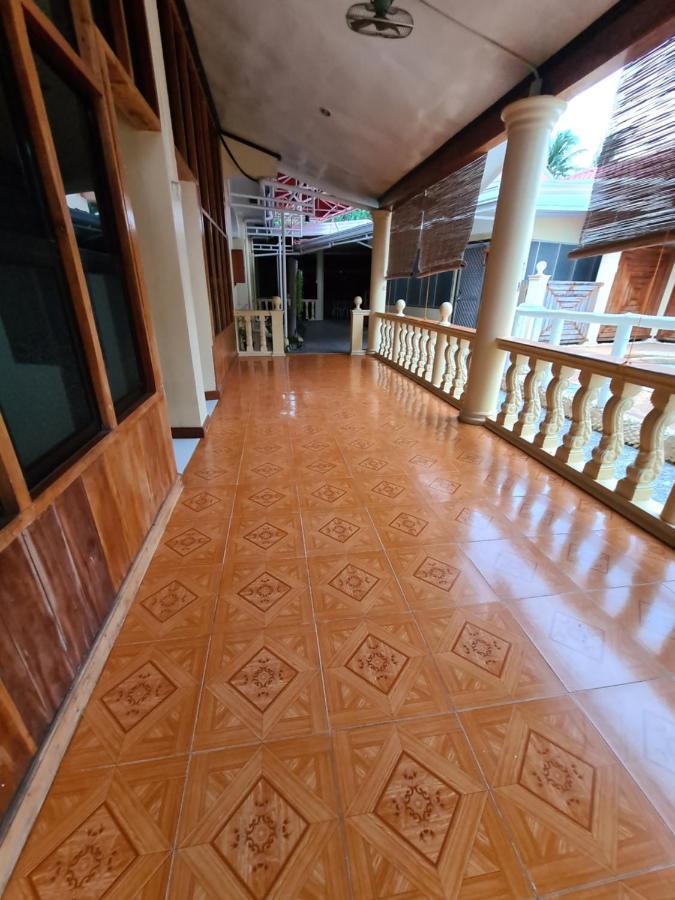 סיקיהור La-Familia Guest House מראה חיצוני תמונה