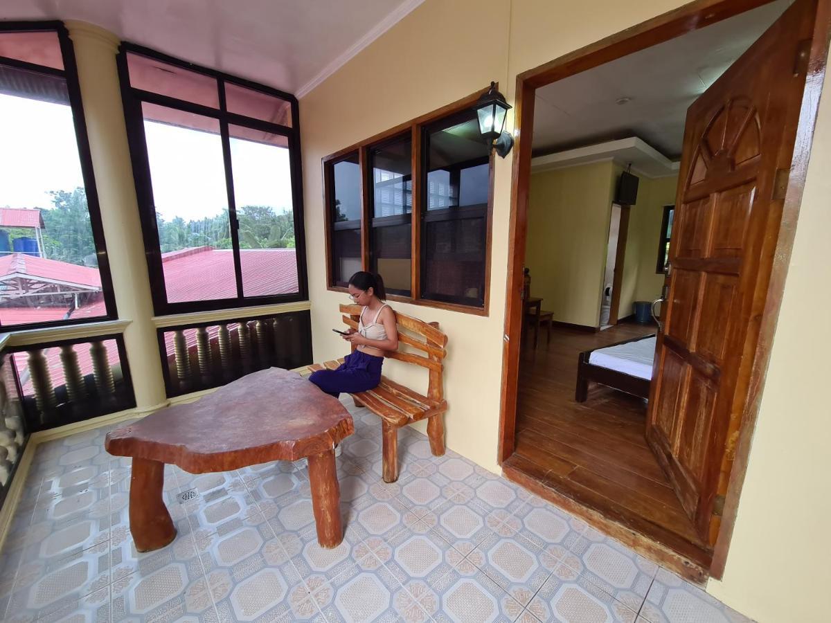 סיקיהור La-Familia Guest House מראה חיצוני תמונה