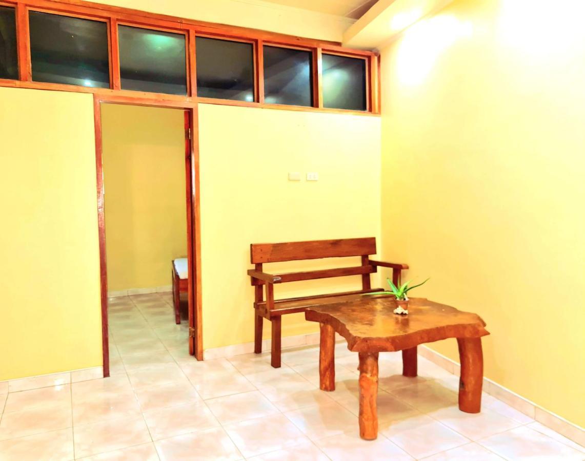סיקיהור La-Familia Guest House מראה חיצוני תמונה